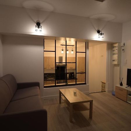 Cosy Appartement Hyper Centre Ville Avec Cour + Patio Auxerre Dış mekan fotoğraf